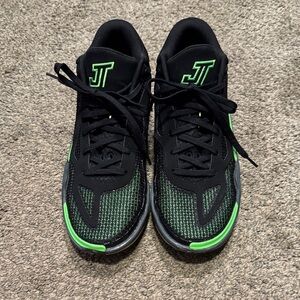 2023 Air Jordan Tatum 1 'Green Strike'